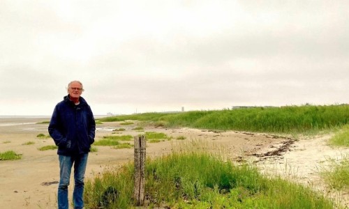 Martijn de Groot fotografeerde alle strandpalen langs de Nederlandse Kust 3 © Hieke Aardema.jpg