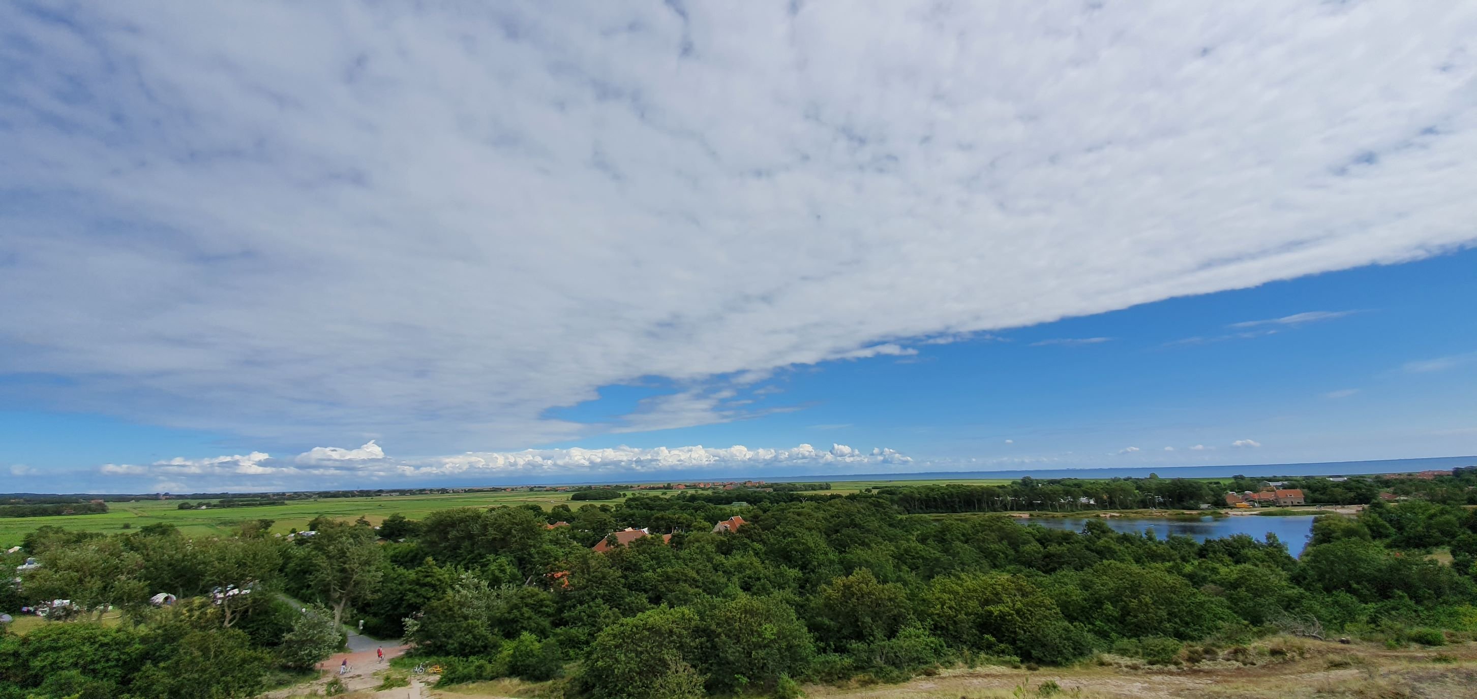 Uitzicht over Terschelling, Henrie van Zoggel.jpg
