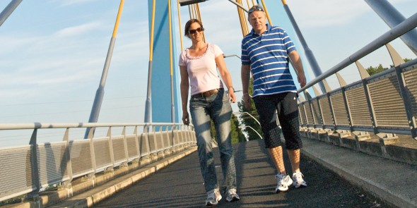 rondje lopen voetbrug over autowegknoop header.jpg