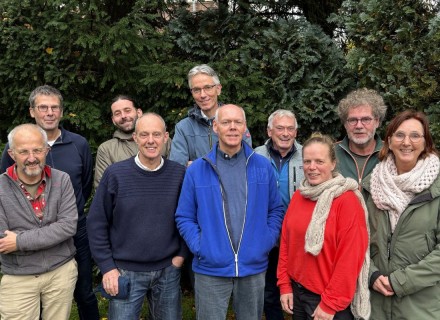 Vrijwilligers van het mediateam met begeleiders Joep en Roland © Wandelnet
