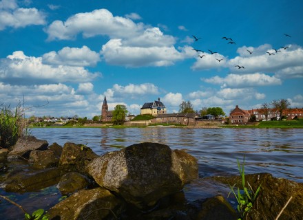 Zicht op Kessel op de rondwandeling Huilbeek en Maas © Jacques Peeters