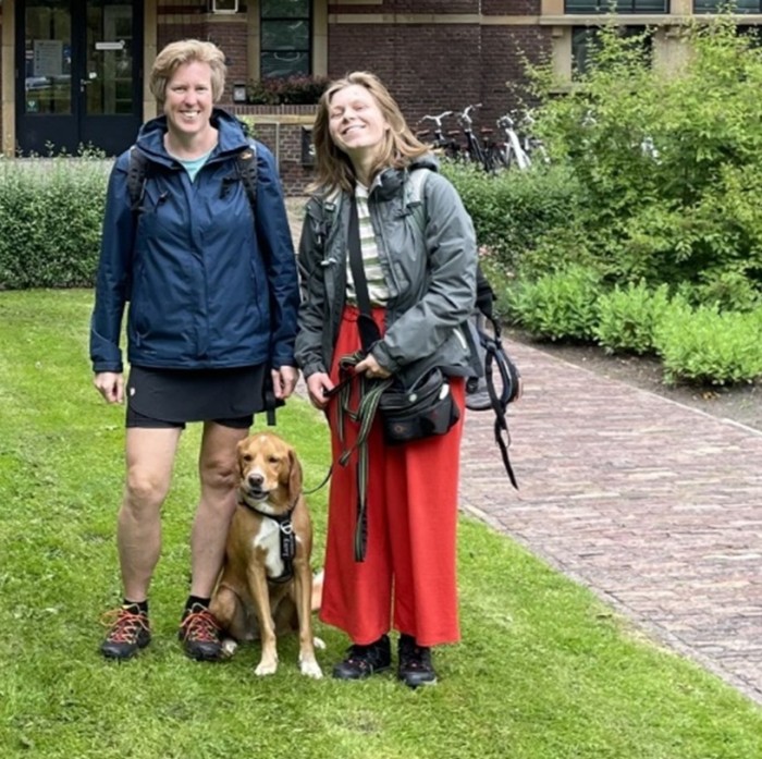 Ariane (L) en Renske (R)