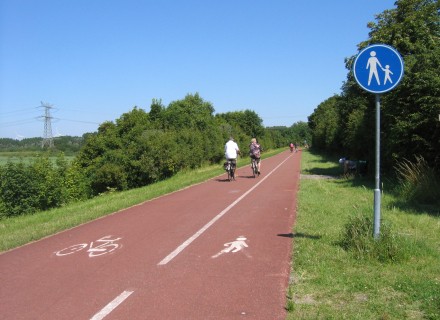 Fiets- en wandelpad bij Oostvoorne (Zuid-Holland) © Wandelnet