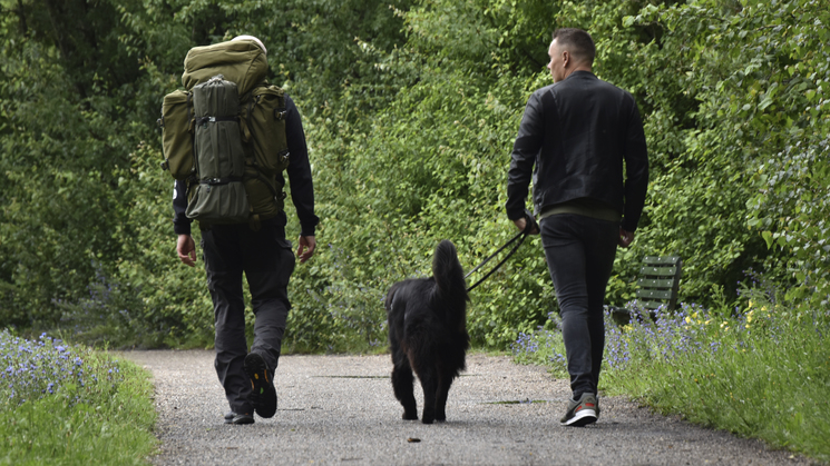 wandelaars met hond