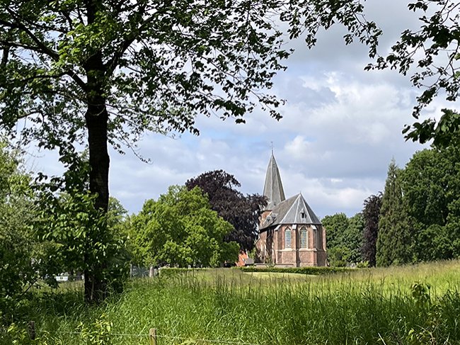 Het kerkje in Hoog Keppel © Ernst Koningsveld