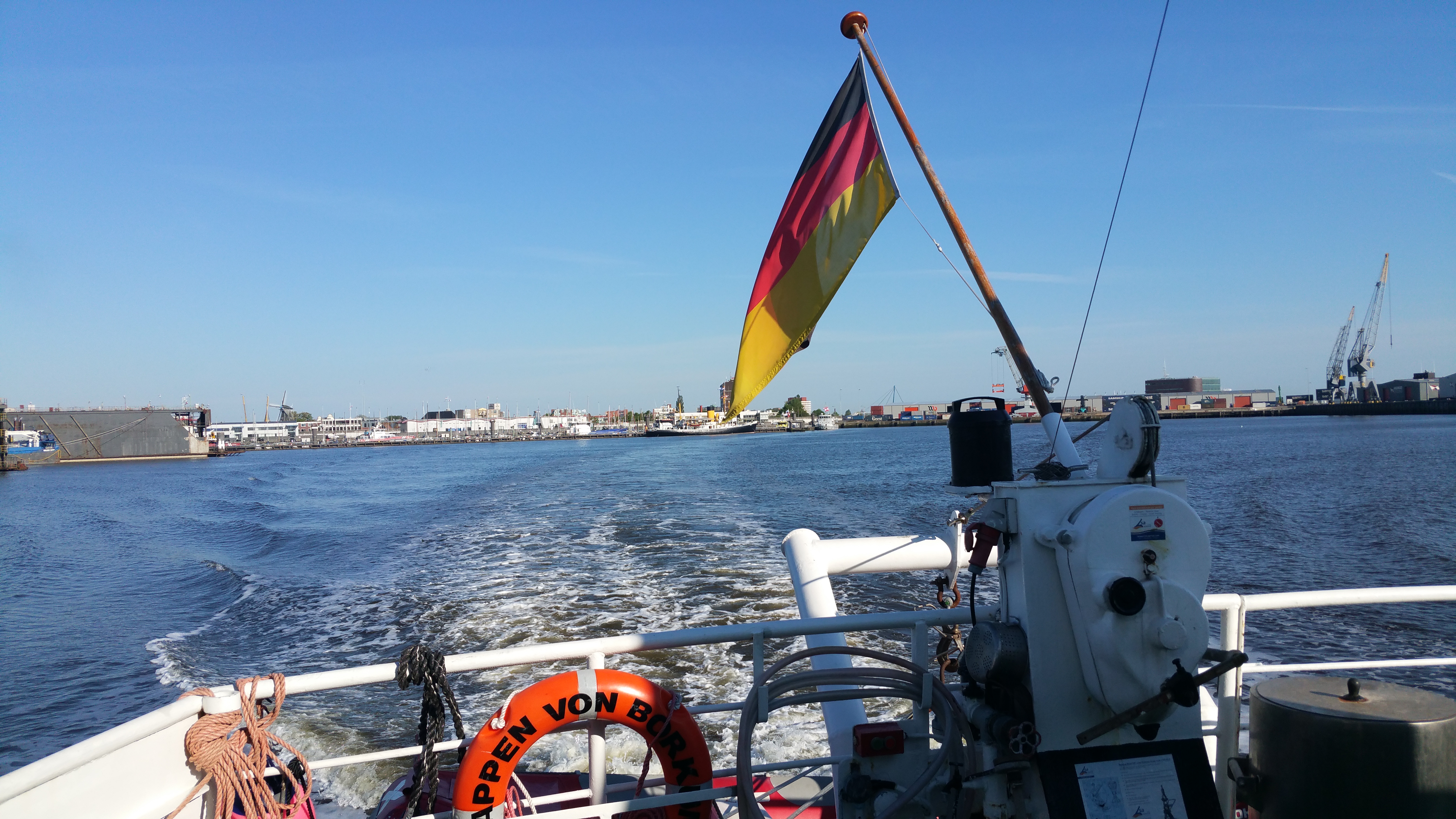 Veerdienst naar Borkum.jpg