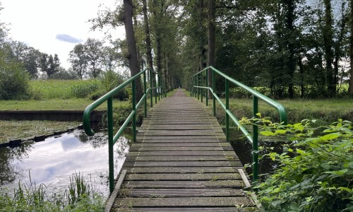Brug over de Barneveldse Beek © Ernst Koningsveld.JPEG