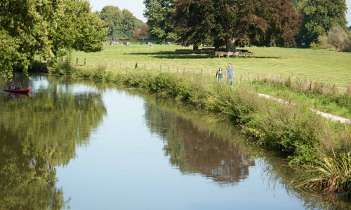 Wandelaars_langs_Kromme_Rijn_Rhijnauwen-18.jpg