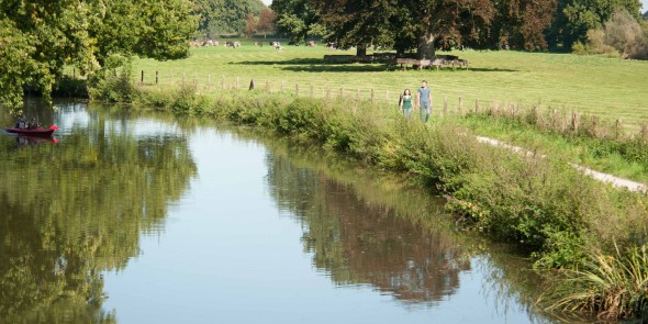 Wandelaars_langs_Kromme_Rijn_Rhijnauwen-18.jpg