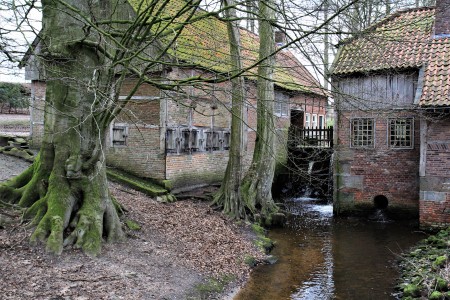 Onverhard Twentepad 4