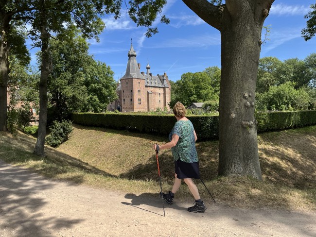 Kasteel Dorwerth op het Nederlandse stuk van het romeins Limespad © Ernst Koningsveld