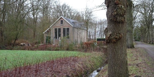 schooltje Boschoord.JPG