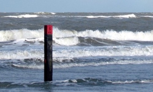 strandpaal schiermonnikoog.jpg