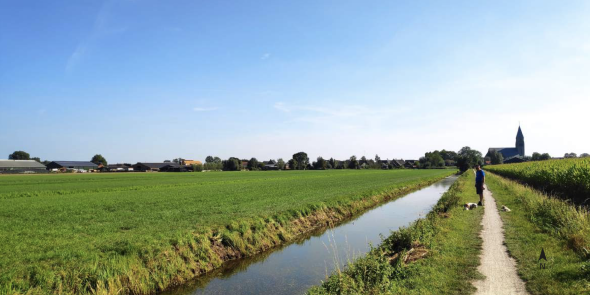 Semi-verhard Kerkepad naar Cabouw © Wandelnet