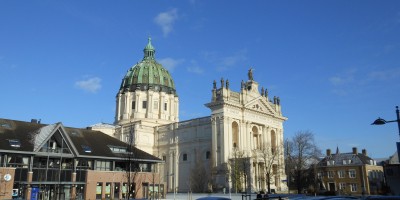 2-17 Basiliek Heilige Agatha en Barbara in Oudenbosch.JPG