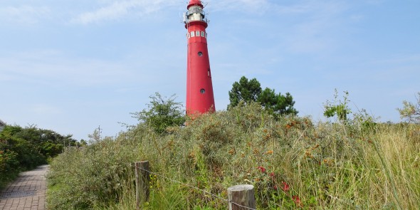 Rode vuurtoren Schiermonnikoog.JPG