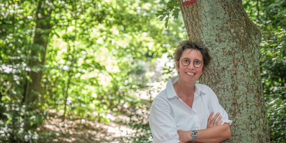 Ankie van Dijk, directeur Wandelnet. Foto door Jelle Verhoeks (AD Utrechts Nieuwsblad).