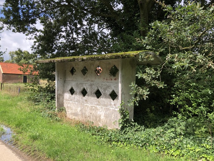 bushokje Leur