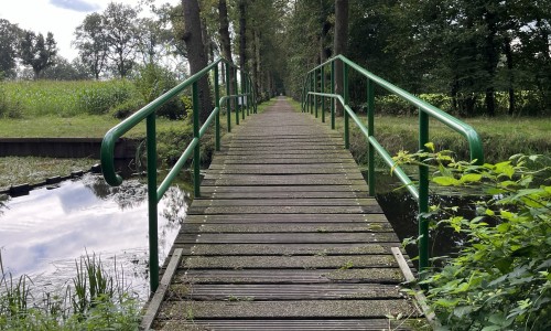 Brug over de Barneveldse Beek © Ernst Koningsveld.jpg