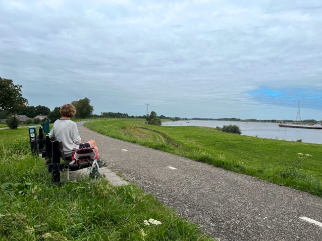 Langs de Waal bij Rossum © Ernst Koningsveld