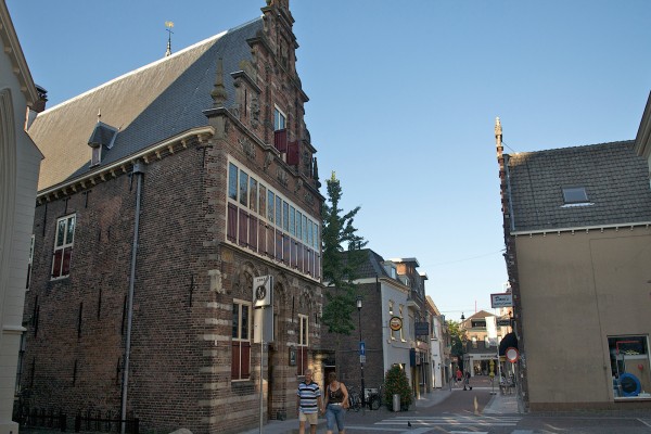 Floris_V-pad_Nieuwe_Ter_Aa_Woerden_Oude_Raadhuis_Woerden.jpg