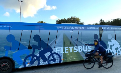 Fietsbus Afsluitdijk.jpg