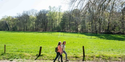 pag. 24 Eva en Myrte nabij Duivelsberg bij Berg en Dal-6406-min.jpg