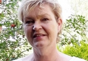 Dea Stam.jpg