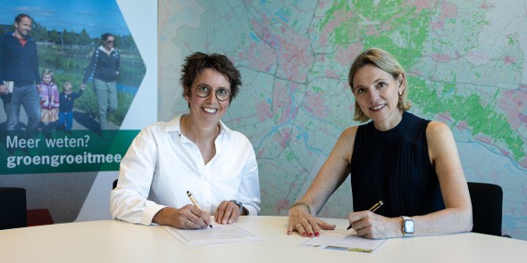 Ondertekening GGM Pact Wandelnet LR.jpg