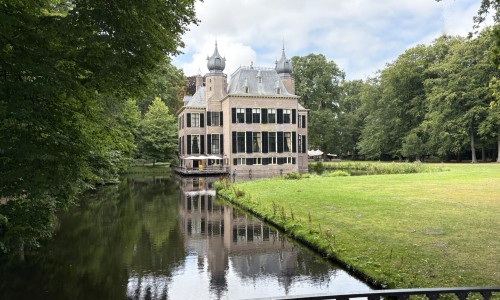 Kasteel Oud-Poelgeest langs het Romeinse Limespad © Ernst Koningsveld.jpg
