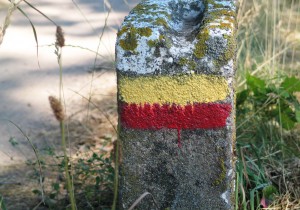 Geel-rode-markering-Streekpad-Wandelnet.jpg